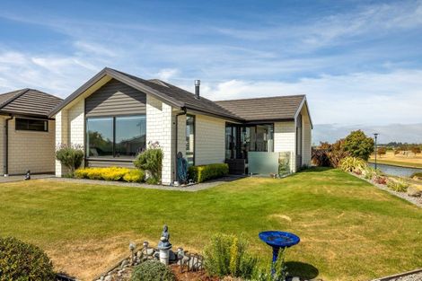 Photo of property in 18 Tiritiri Moana Drive, Pegasus, 7612