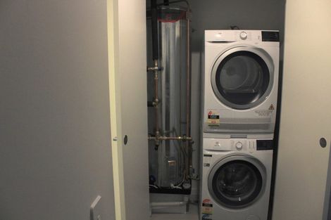 Photo of property in Pinnacle Apartments, E602/160 Victoria Street, Te Aro, Wellington, 6011