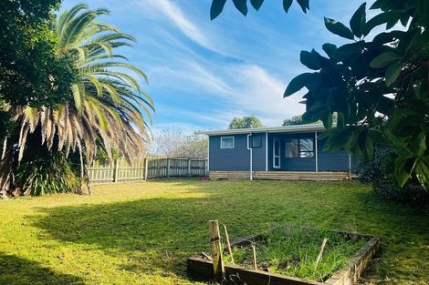 Photo of property in 281 One Tree Point Road, One Tree Point, 0118