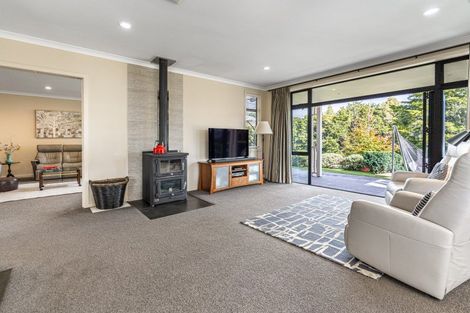 Photo of property in 69b Oraha Road, Kumeu, 0892
