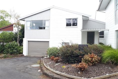 Photo of property in 2/290 Glenfield Road, Glenfield, Auckland, 0629