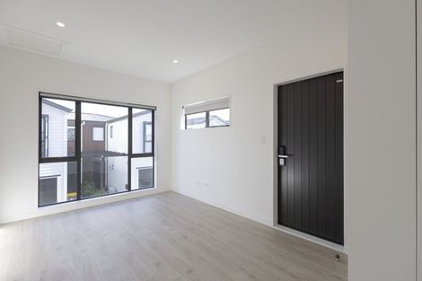 Photo of property in 24 Tukauri Place, Papakura, 2110