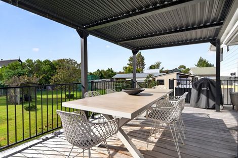 Photo of property in 15-17 Malcolm Street, Martinborough, 5711