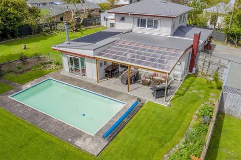 Photo of property in 188 Bartholomew Road, Levin, 5510