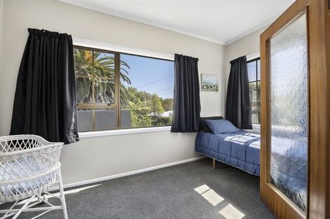 Photo of property in 414 Stokes Valley Road, Stokes Valley, Lower Hutt, 5019