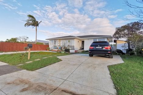 Photo of property in 123 Edgewater Drive, Pakuranga, Auckland, 2010