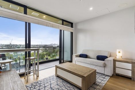 Photo of property in Frank Sargeson Apts, 306/74 Anzac Street, Takapuna, Auckland, 0622