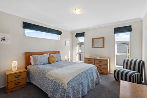 Photo of property in 103 Centaurus Road, Huntsbury, Christchurch, 8022