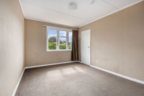 Photo of property in 4 Brown Grove, Ranui, Porirua, 5024