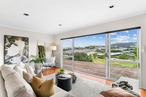 Photo of property in 48b Driftwood Place, Mangawhai Heads, Mangawhai, 0505