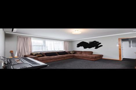 Photo of property in 11 Belair Avenue, Blagdon, New Plymouth, 4310