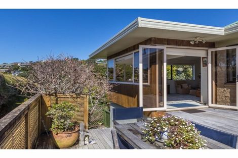 Photo of property in 2/3 Elgin Place, Red Beach, 0932