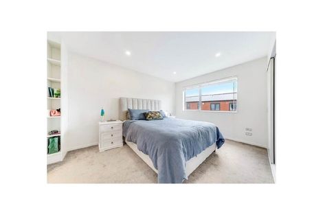 Photo of property in 23c Laurie Avenue, Papakura, 2110