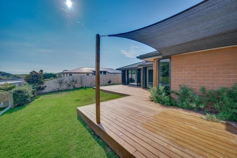 Photo of property in 35 Bryan Gallagher Place, Welcome Bay, Tauranga, 3175