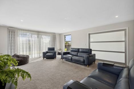 Photo of property in 23 Thornly Park Avenue, Mosgiel, 9024