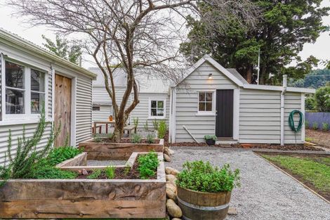 Photo of property in 21 Bethune Street, Featherston, 5710