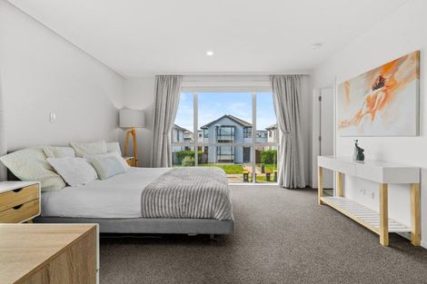 Photo of property in 16 Hakaro Way, Takanini, 2112