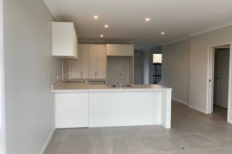 Photo of property in 23a O'meara Street, Swanson, Auckland, 0614