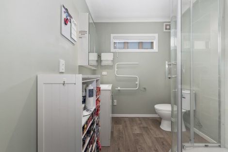Photo of property in 1 Greenstone Place, Aotea, Porirua, 5024