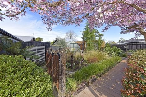 Photo of property in 4 Oldwood Street, Bishopdale, Christchurch, 8053