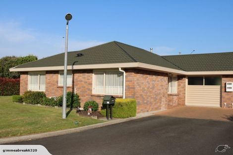 Photo of property in 83/4 Admiral Crescent, Flagstaff, Hamilton, 3210