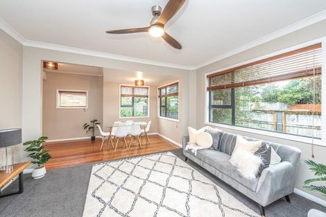 Photo of property in 27 Caius Avenue, Gonville, Whanganui, 4501