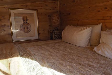 Photo of property in 134 Lone Kauri Road, Karekare, New Lynn, 0772