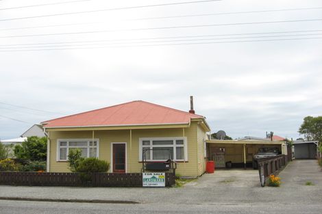 Photo of property in 23 Pakington Street, Westport, 7825