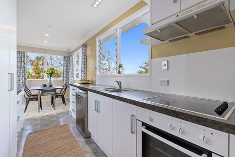 Photo of property in 134 Manuka Road, Bayview, Auckland, 0629