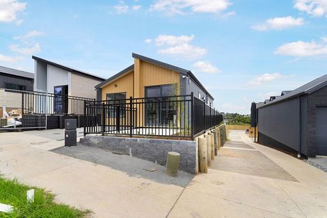 Photo of property in 31 Aituaa Road, Pukekohe, 2120