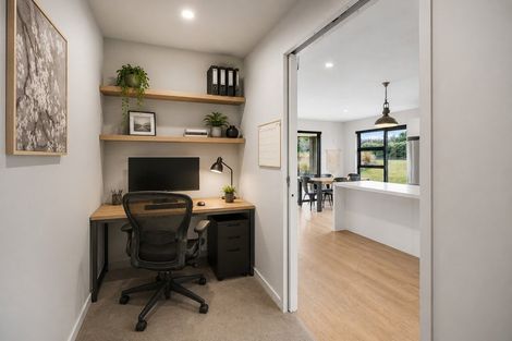 Photo of property in 4 Beagle Lane, Wanaka, 9305