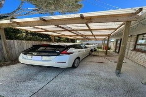 Photo of property in 80a Millbrook Road, Henderson, Auckland, 0612