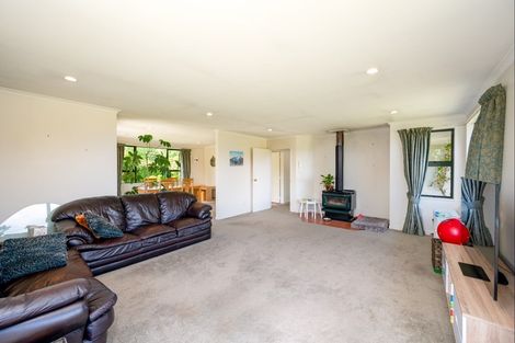 Photo of property in 4 Baker Grove, Wanaka, 9305