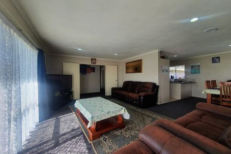 Photo of property in 28 Takanini School Road, Takanini, 2112