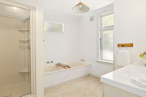 Photo of property in 5 Marett Street, Macandrew Bay, Dunedin, 9014