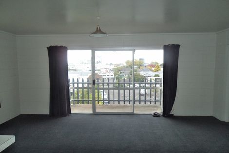 Photo of property in 1/2 Ruakiwi Road, Hamilton Lake, Hamilton, 3204