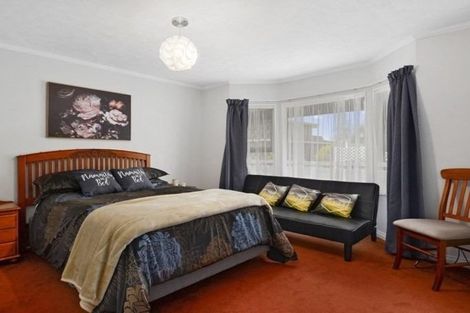 Photo of property in 9 California Drive, Totara Park, Upper Hutt, 5018