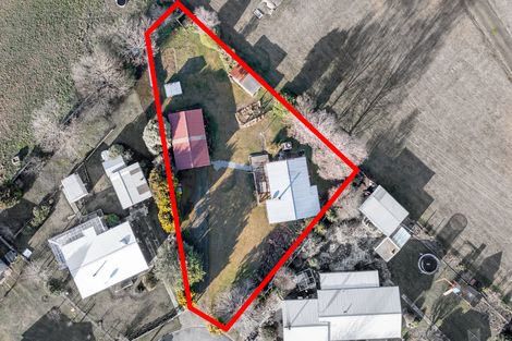 Photo of property in 6 Ormaglade Place, Millers Flat, Roxburgh, 9572