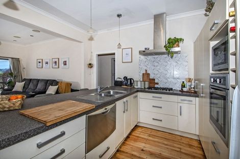 Photo of property in 52 Anzac Road, Morningside, Whangarei, 0110