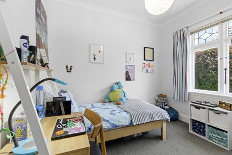 Photo of property in 30 Beaumont Avenue, Alicetown, Lower Hutt, 5010