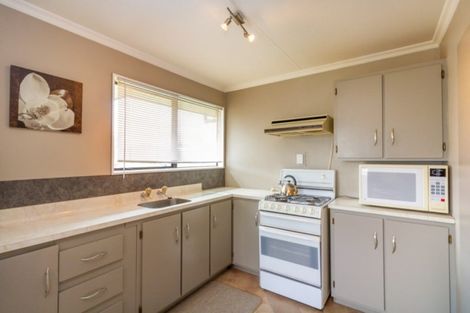 Photo of property in 5 Cemetery Road, Sanson, 4817