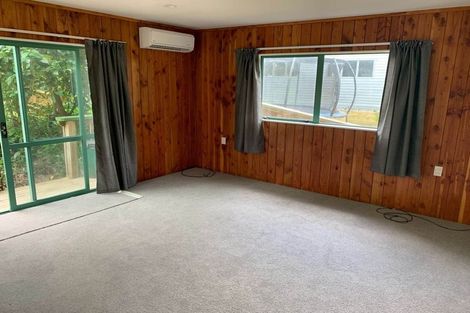 Photo of property in 63 Gledstane Road, Stanmore Bay, Whangaparaoa, 0932