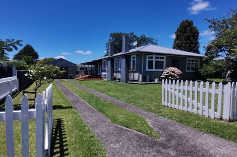 Photo of property in 11 Malyon Street, Te Puke, 3119