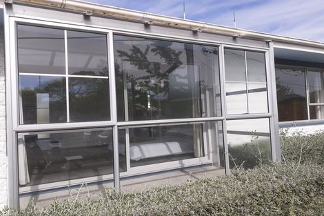 Photo of property in 2/20 Prossers Road, Saint Martins, Christchurch, 8022