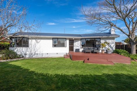 Photo of property in 8 Hussar Place, Hoon Hay, Christchurch, 8025