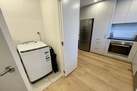 Photo of property in 5 Ara Paiwhenua, Tawa, Wellington, 5028