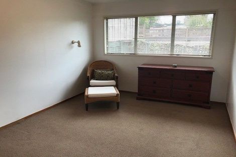 Photo of property in 2/126 Bucklands Beach Road, Bucklands Beach, Auckland, 2012