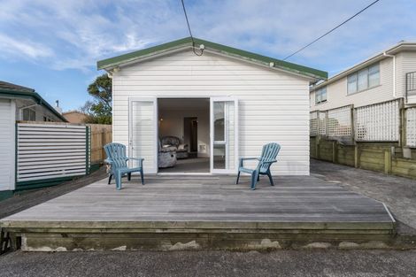 Photo of property in 63 Pikarere Street, Titahi Bay, Porirua, 5022