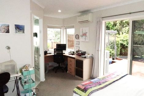 Photo of property in 3 Grovenor Drive, Orewa, 0931