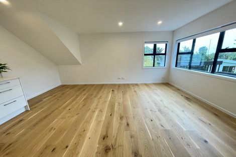 Photo of property in 156a Ti Rakau Drive, Pakuranga, Auckland, 2010